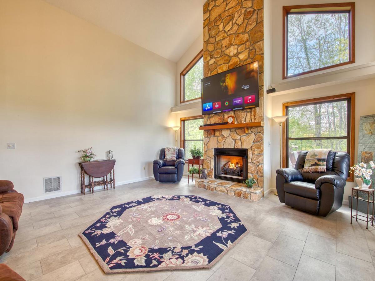 Bonnie View 21 - Amazing Smoky Mountain Retreat With Beautiful Scenic Views! Home Maggie Valley Exterior photo
